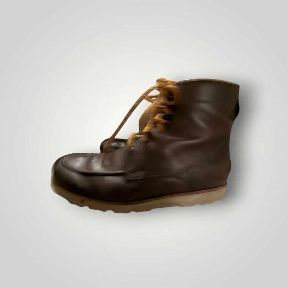 UGG Agnar Moc Toe Boots Men 10 Brown Leather Waterproof Lace Up Lug Sole Rugged